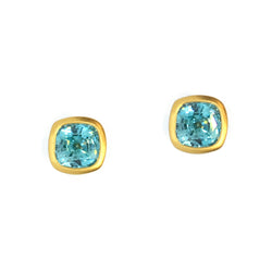 afj-gemstone-collection-bezel-set-studs-blue-zircon-18k-yellow-gold-AFJ9550