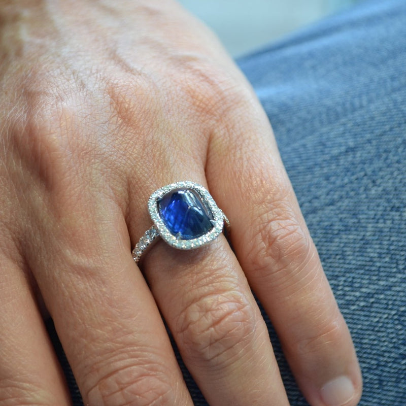 Eclat Jewels - One of a Kind Halo Ring with Cabochon Blue Sapphire Natural Color 4.83 carats and Diamonds, 18k White Gold