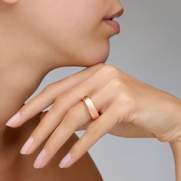 Pomellato-Iconica-Small-Band-Ring-18k-Rose-Gold