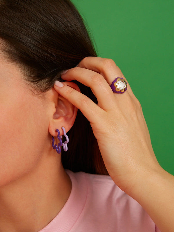 bea-bongiasca-two-tone-asymmetrical-flower-earrings-lavender-purple-enamel-9k-yellow-gold-silver-GE201YG-CC5