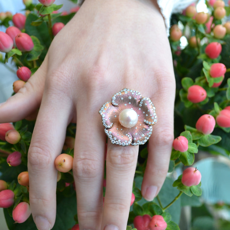 eclat-one-of-a-kind-flower-ring-freshwater-pearl-diamonds-18k-rose-gold-titanium-1-RG-1018