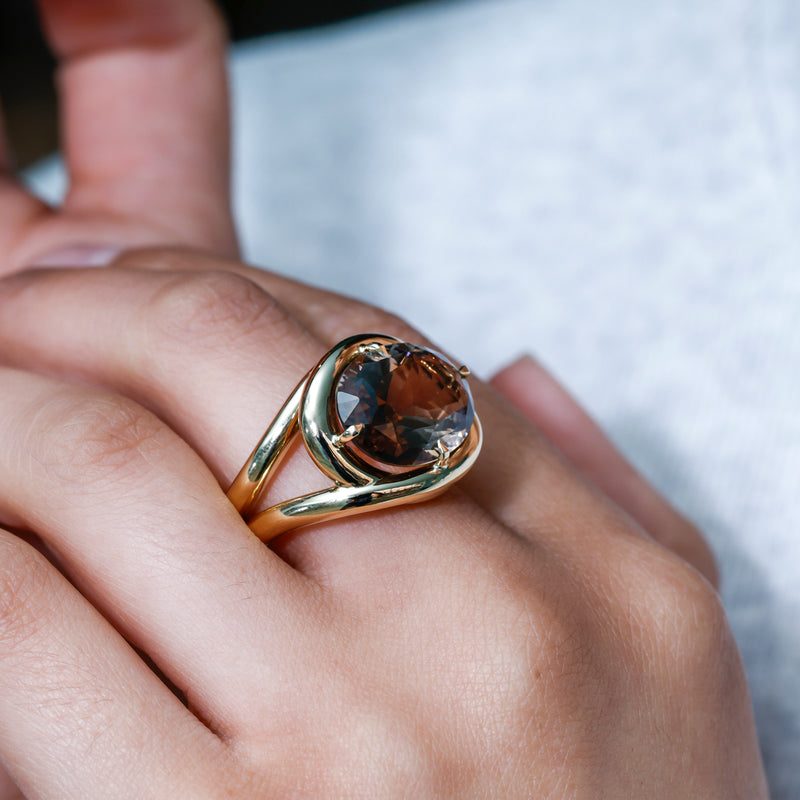 A & Furst - Aera - Cocktail Ring with Smoky Quartz, 18k Yellow