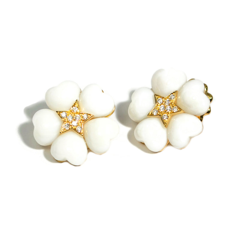 a-furst-fiori-button-earrings-white-coral-diamonds-yellow-gold-O15GKB1