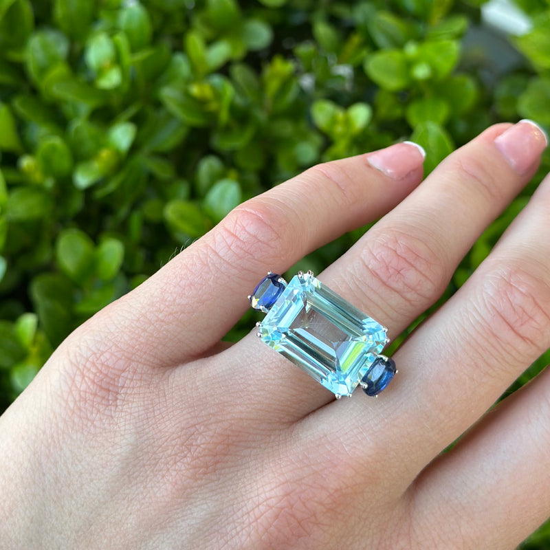 a-furst-party-coctail-ring-blue-topaz-kyanite-18k-white-gold-A1500BUKY