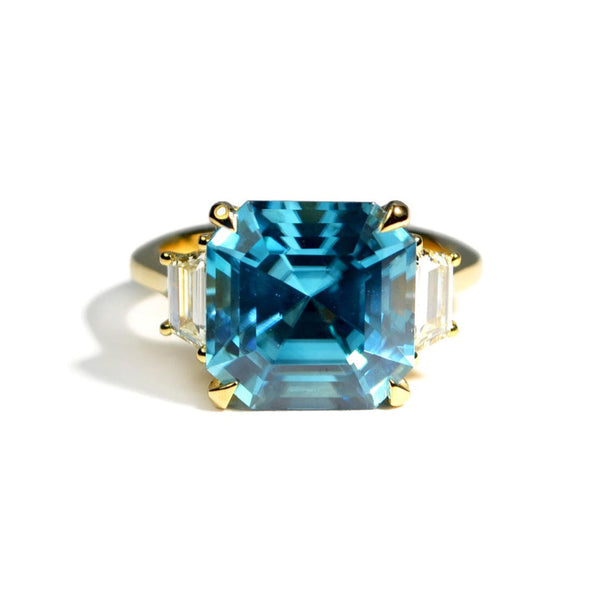 a&furst-sole-one-of-a-kind-coctail-ring-with-natural-blue-zircon-and-diamonds-18k-yellow-gold-A1520GBZ1-10.13