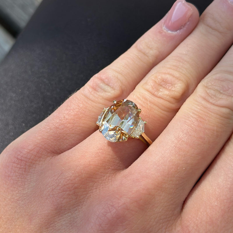 a&furst-sole-one-of-a-kind-coctail-ring-with-natural-brown-zircon-and-diamonds-18k-yellow-gold-A1540GBZ1-8.82