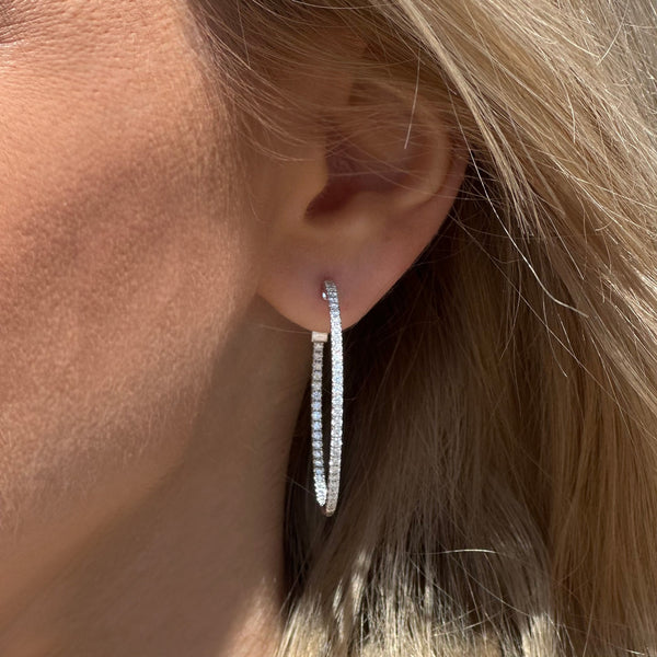 afj-diamond-collection-hoop-earrings-white-gold-o15001024b1
