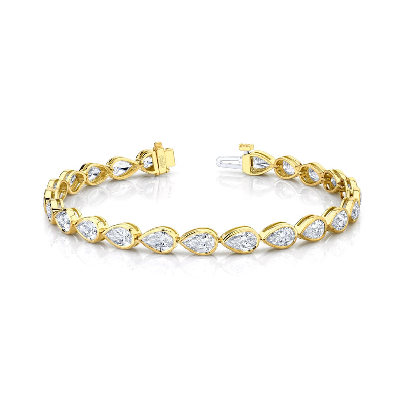 afj-diamond-collection-pear-shape-bracelet-yellow-gold-b3563