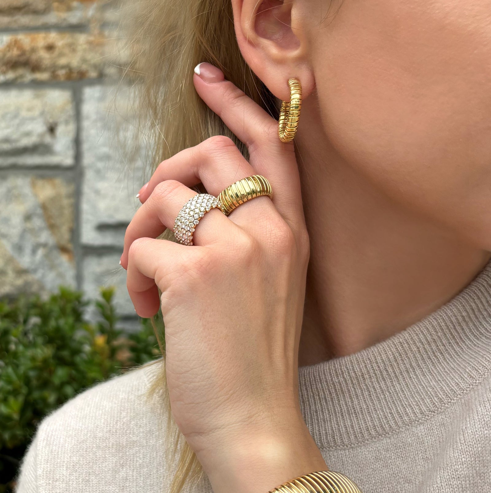 AFJ Gold Collection - Tubogas Flexible Band Ring, 18k Yellow Gold – AF  Jewelers