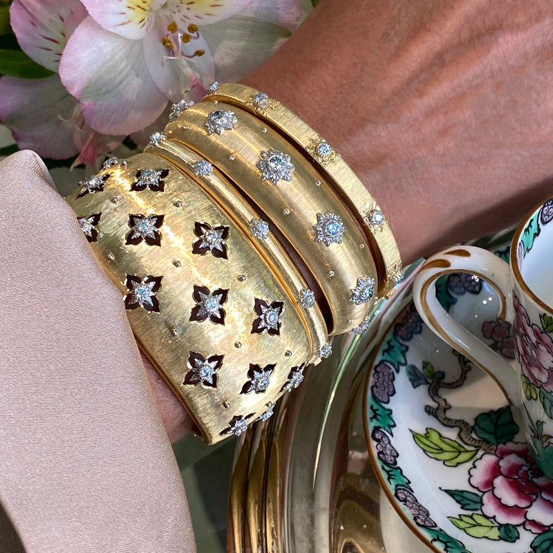 Buccellati - Macri - Bangle Bracelet with Diamonds, 18k Yellow Gold – AF  Jewelers
