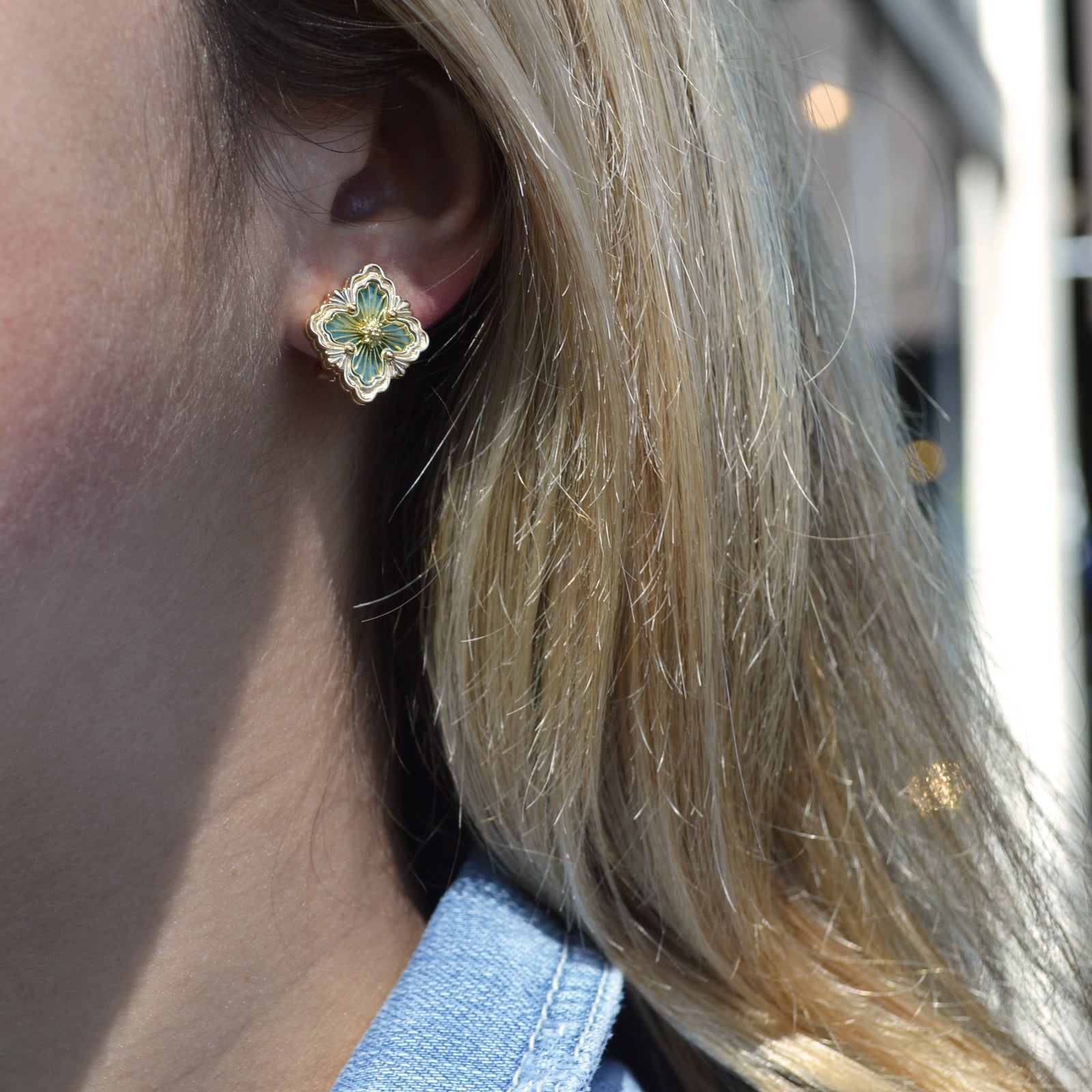 Buccellati - Opera Tulle - Button Earrings with Amazonite, 18k
