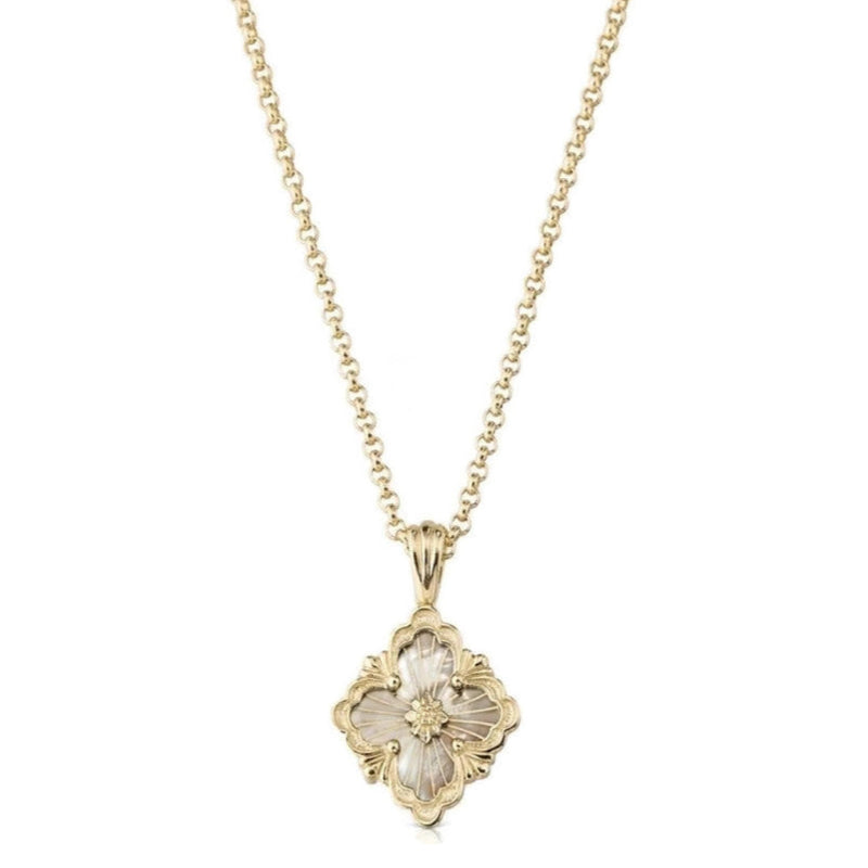 buccellati-opera-tulle-mother-of-pearl-pendant