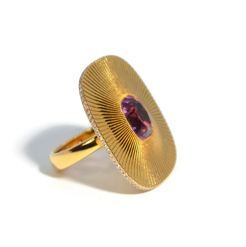eclat-engraved-disk-ring-pink-spinel-diamonds-18k-yellow-gold-A-SP4.78