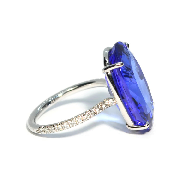 eclat-one-of-a-kind-ring-tanzanite-diamonds-18k-white-gold-3-RG-4156