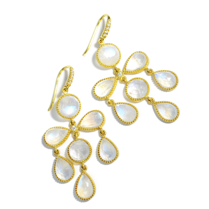 lauren-k-drop-earrings-yellow-gold-rainbow-moonstone-diamond-e2455yfrmn-3