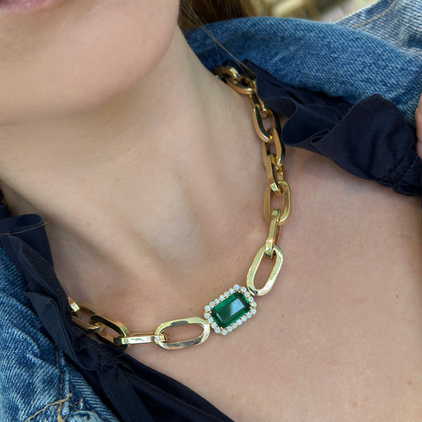 lionheart-joy-signature-jumbo-link-emerald-necklace-yellow-gold