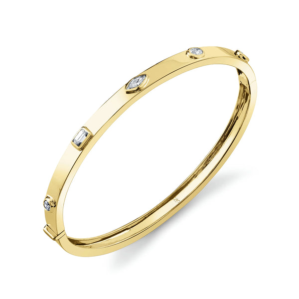 norman-silverman-bangle-with-fancy-shape-diamonds-18k-yellow-gold-B4231
