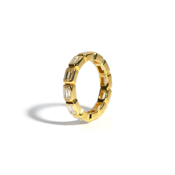 norman-silverman-bezel-set-emerald-cut-diamond-ring-18k-yellow-gold-F23257_1