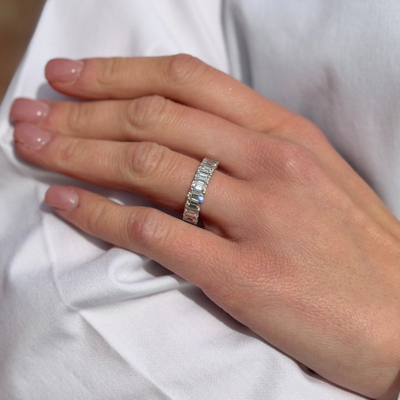 norman-silverman-emerald-cut-diamond-ring-18k-white-gold-F19058