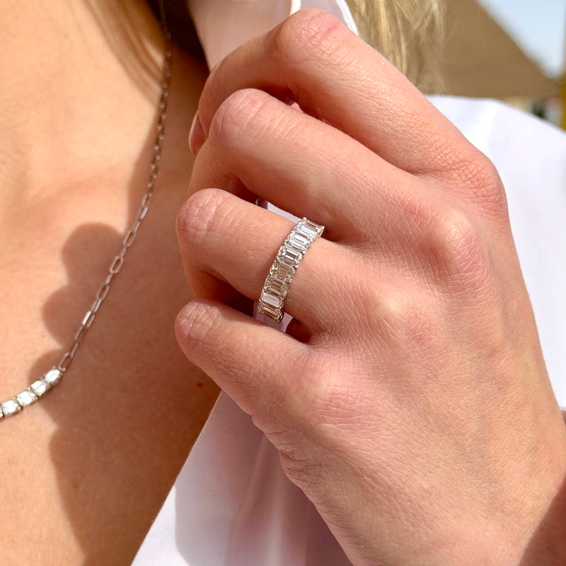 norman-silverman-emerald-cut-diamond-ring-18k-white-gold-F19058