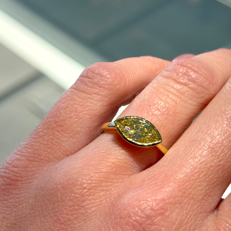 norman-silverman-marquis-bezel-set-fancy-yellow-diamond-ring-18k-yellow-gold-P2058