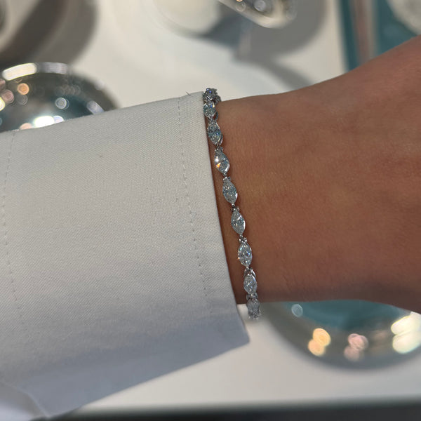 norman-silverman-marquis-cut-diamond-tennis-bracelet-B3314