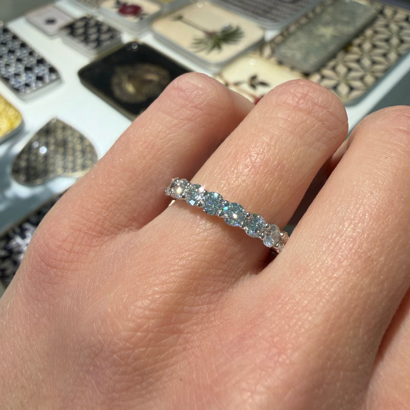 norman-silverman-round-diamond-eternity-band-platinum-11904_1