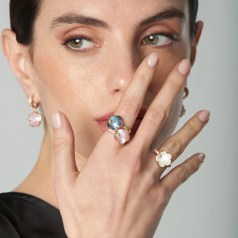 pasquale-bruni-ton-joli-lunaire-ring-with-onyx-white-moonstone-doublet-diamonds-18k-rose-gold-16573R