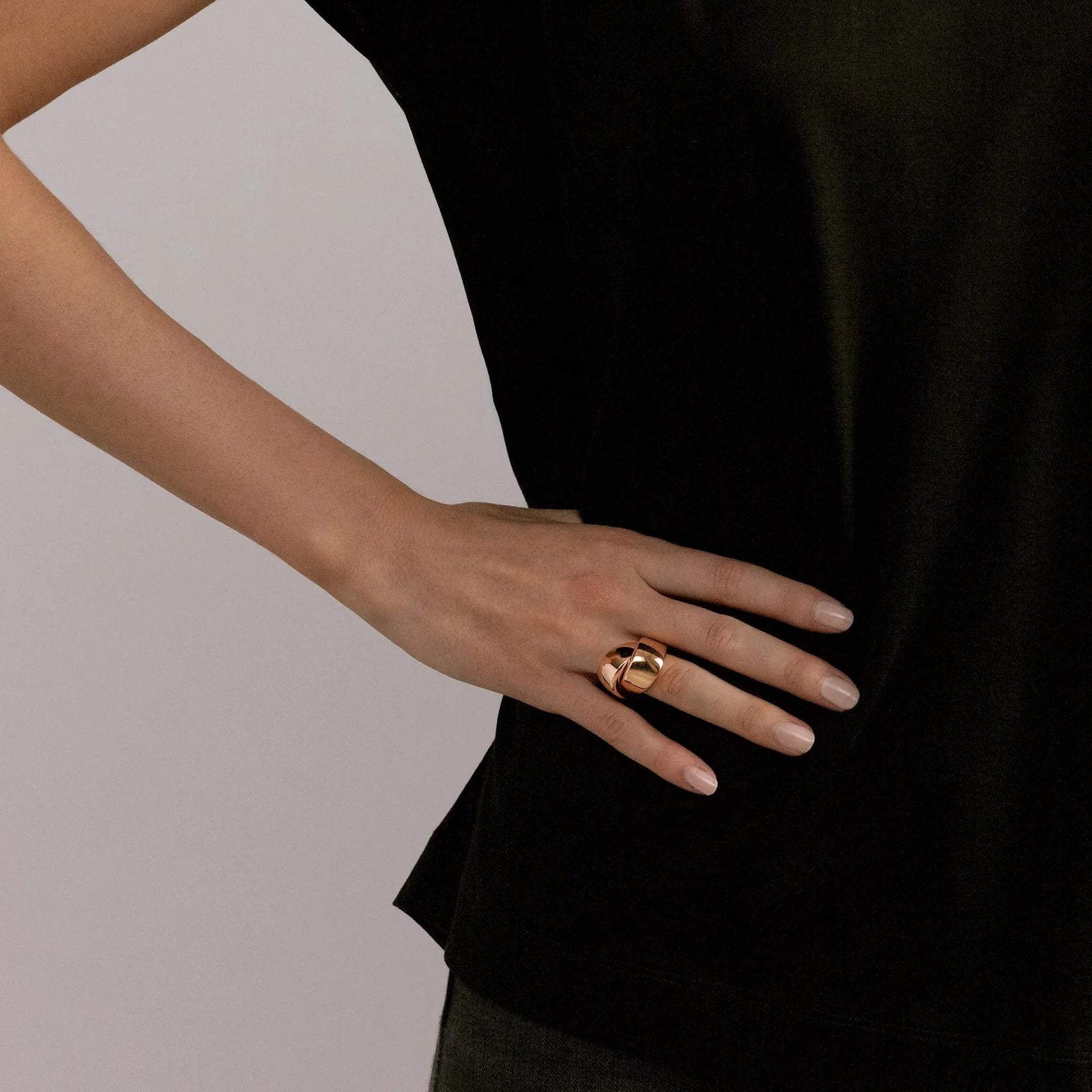 Vhernier - Abbraccio - Ring in 18k Rose Gold – AF Jewelers