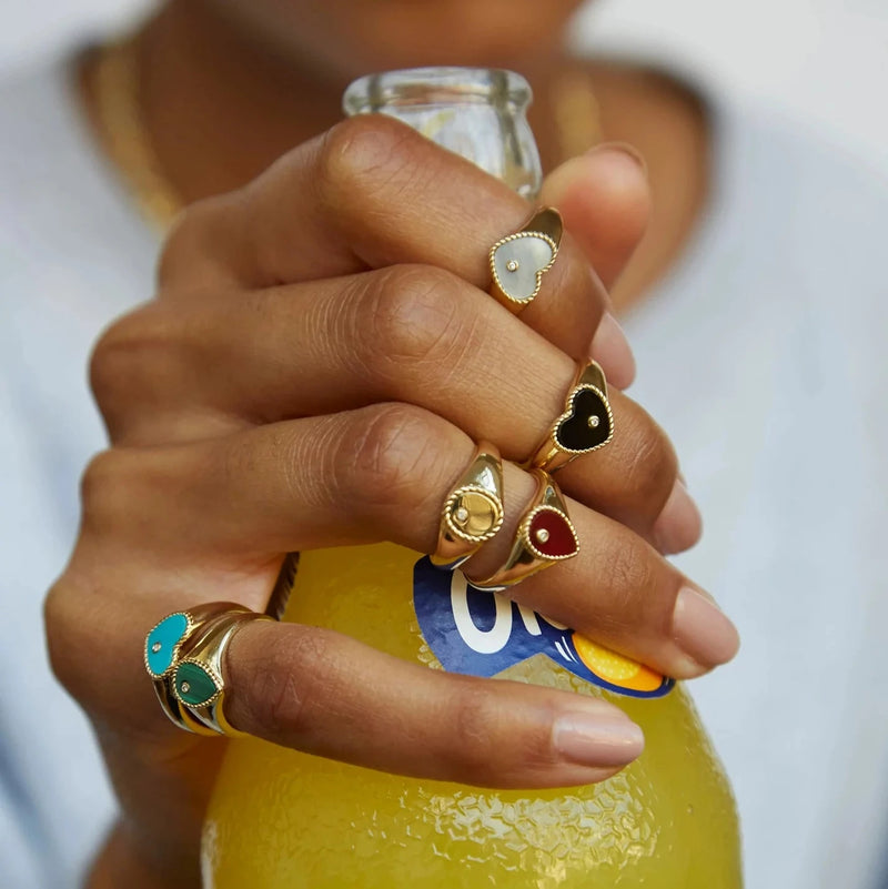 yvonne-leon-baby-heart-shaped-signet-ring-with-malachite-and-diamonds-18k-yellow-gold-BABYCHEVACOEURMAOJ