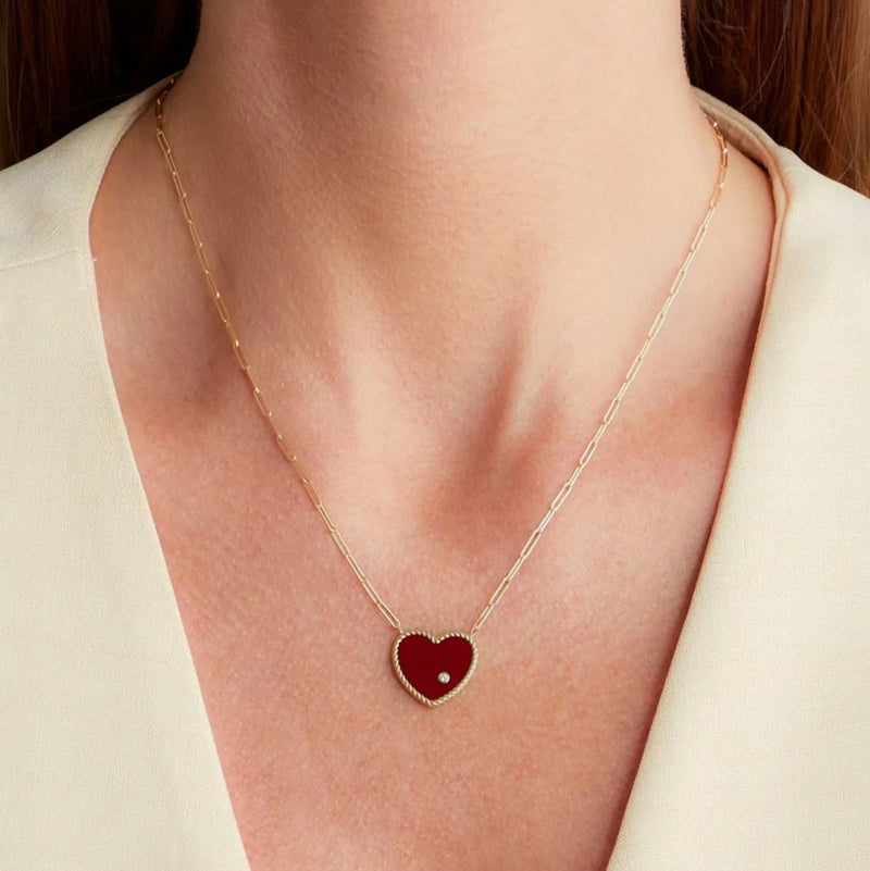 yvonne-leon-heart-solitaire-necklace-with-red-agate-and-diamonds-18k-yellow-gold-COLLSOLITPMCOEURAGROUGOJ
