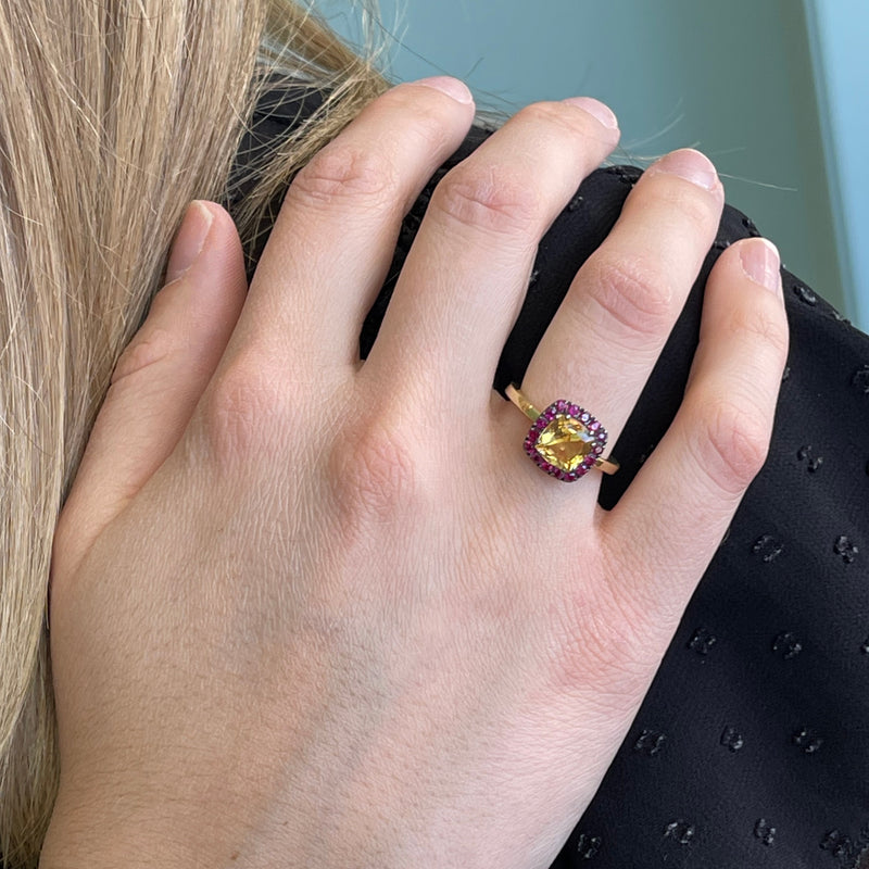 A & Furst - Dynamite - Ring with Citrine and Rubies, 18k Yellow Gold and Black Rhodium