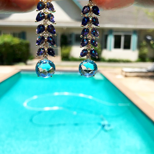 A-FURST-LILIES-DROP-EARRINGS-IOLITE-BLUE-TOPAZ-DIAMONDS-YELLOW-GOLD-O1920GIU1