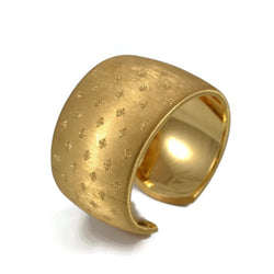 buccellati-"engraved-losanghe"-cuff-bracelet-18k-yellow-gold