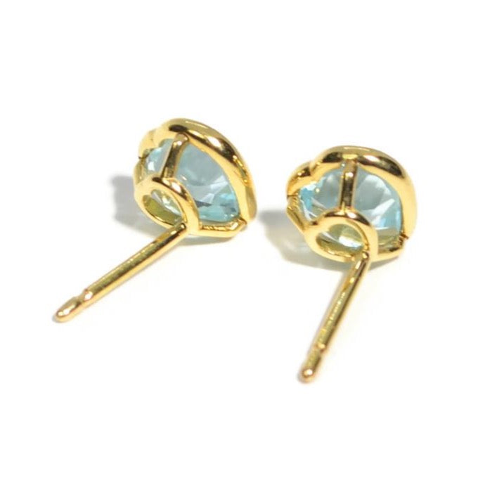 a-furst-gaia-heart-stud-earrings-blue-topaz-18k-yellow-gold