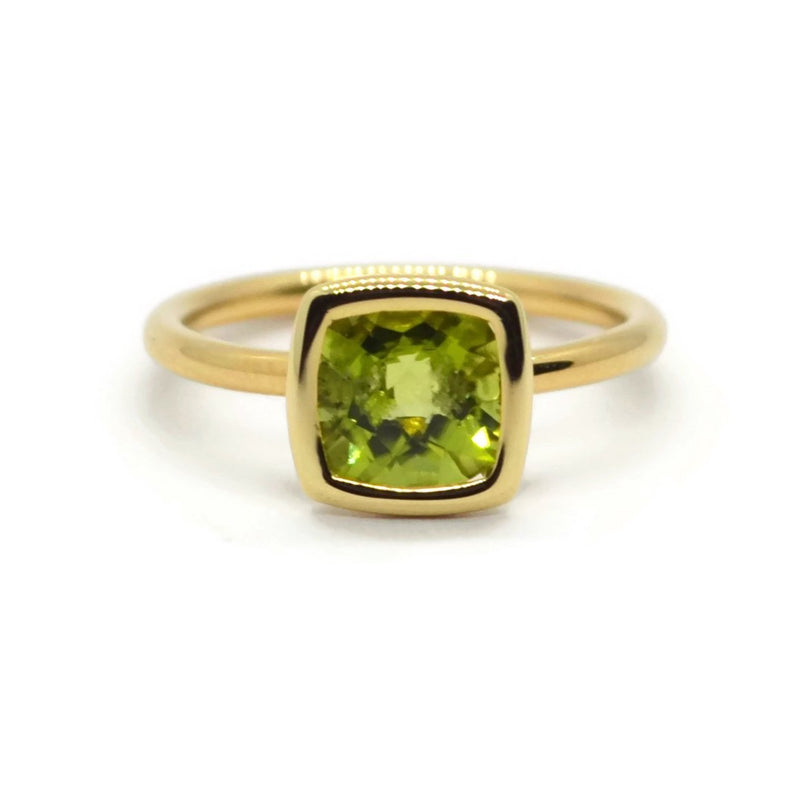 A & Furst - Gaia - Small Stackable Ring with Peridot, 18k Yellow Gold