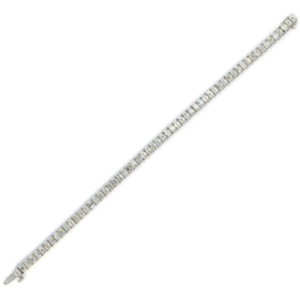 afj-diamond-collection-emerald-cut-diamond-tennis-bracelet-18k-white-gold-B1217B1-EM