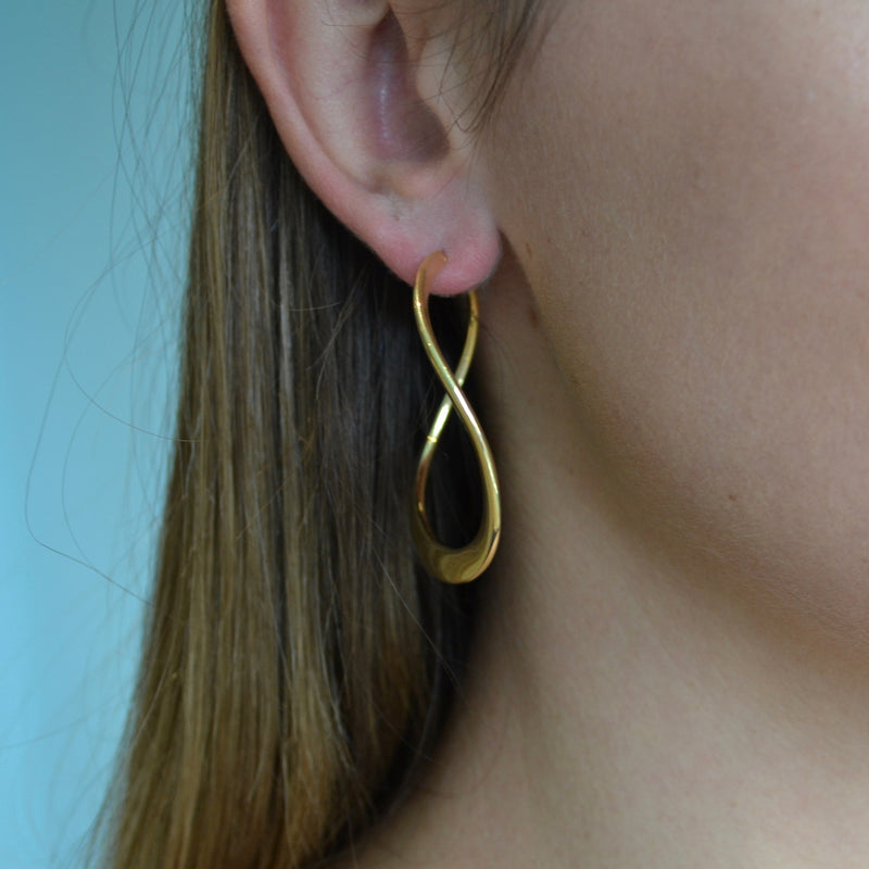 afj-gold-collection-yellow-gold-twist-earring