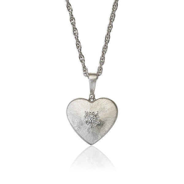 buccellati-macri-heart-cuore-pendant-necklace-diamonds-white-gold-JAUPEN012749-cai-xukun