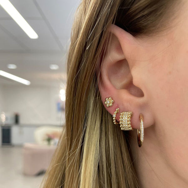 dana-rebecca-designs-poppy-rae-pebble-flower-stud-earrings-diamonds-14k-white-gold-E4916