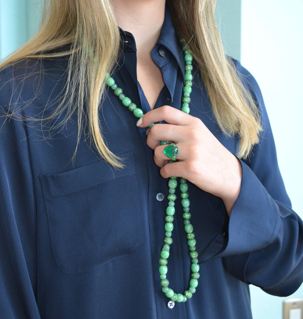 eclat-bead-necklace-jade-tsavirite-cabochon-emerald-ring