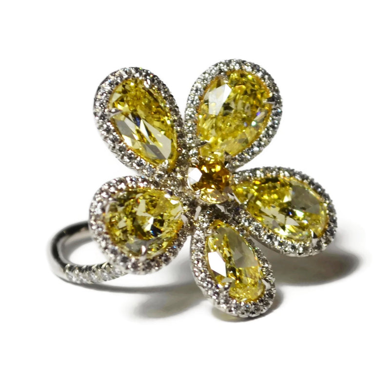 eclat-jewels-flower-ring-with-fancy-intense-yellow-diamonds-2-RG-3359