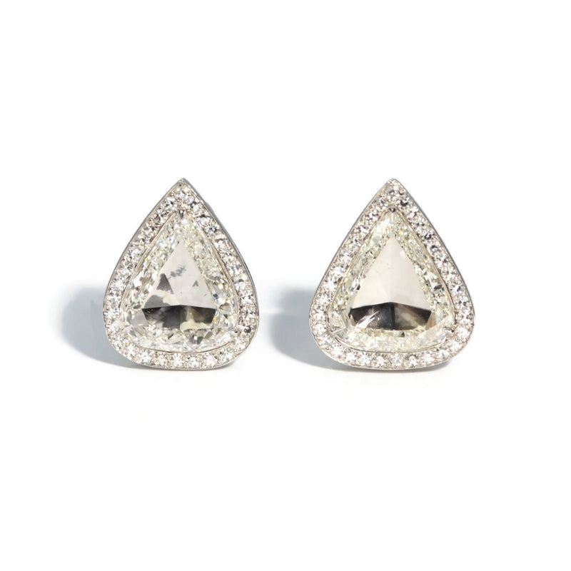 eclat-one-of-a-kind-pear-shaped-earrings-diamonds-platinum-2-ER-2992